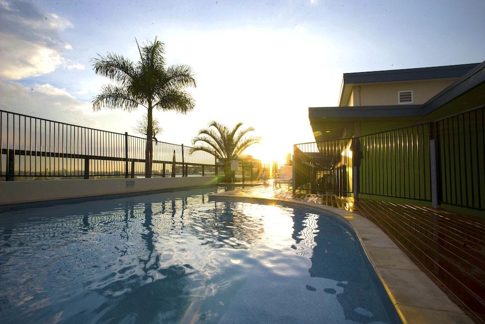 Yha Brisbane City Exterior photo
